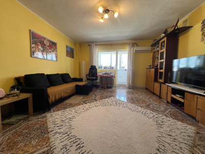 Apartament 3 camere Unirii-Magazin Unirea